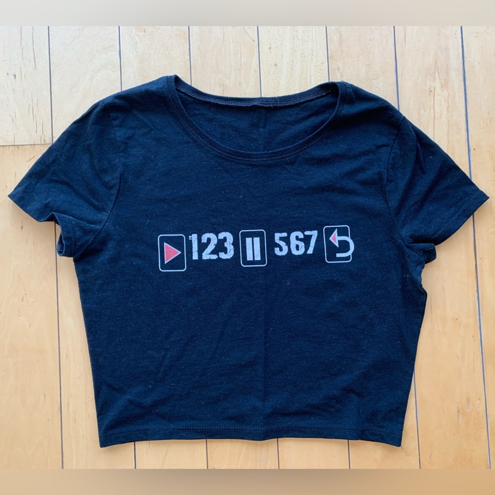 EUC 123,567 Salsa dancing cropped T-Shirt